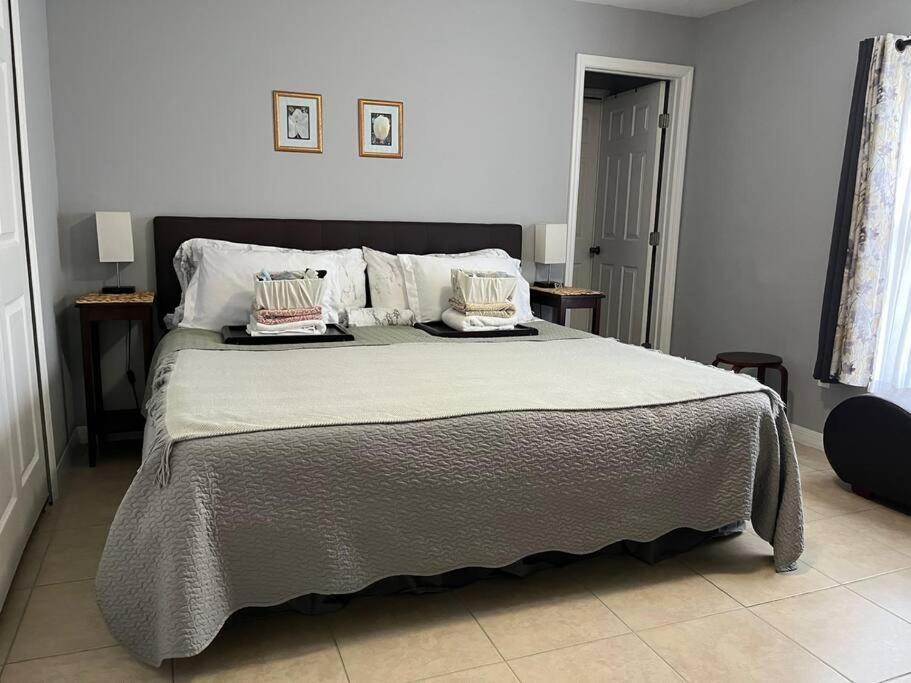 Debbie'S 3-Bedroom Apartment In A Duplex Cape Coral Zewnętrze zdjęcie